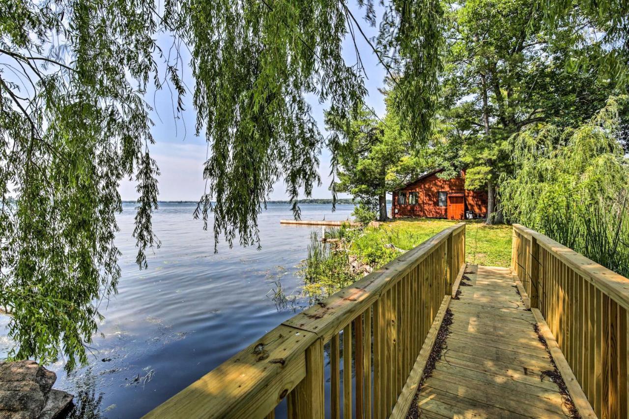 Private Island With Land Access Cabin Hammond Exteriör bild